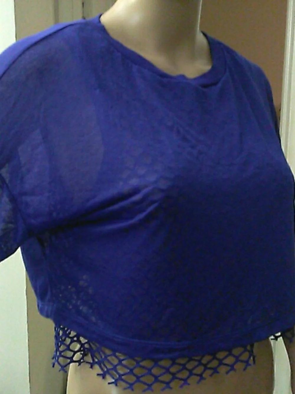 ALO Yoga Purple Crochet-Hem Crop Top (SUPER COOL LOOK) SHEERNESS